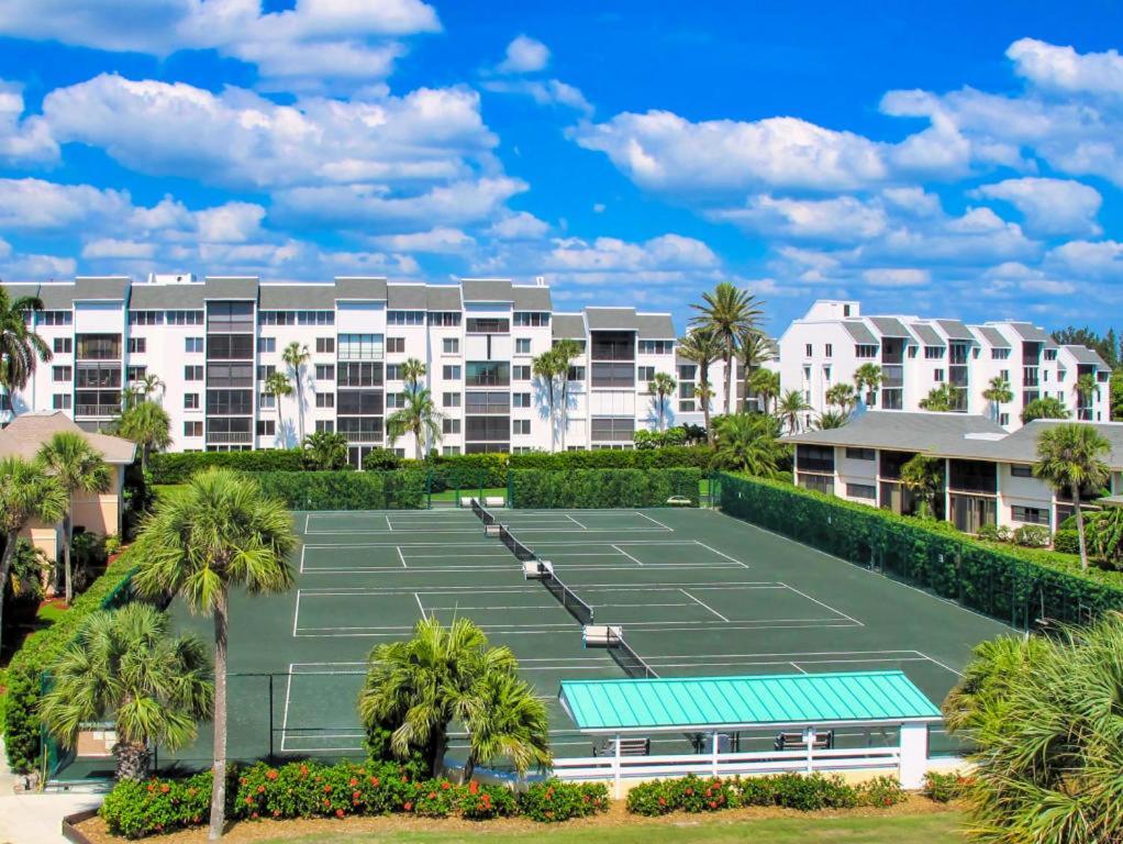 Beach Getaway - Ocean Beach, Tennis, Golf, Pool With Tiki Bar Fort Pierce Zewnętrze zdjęcie